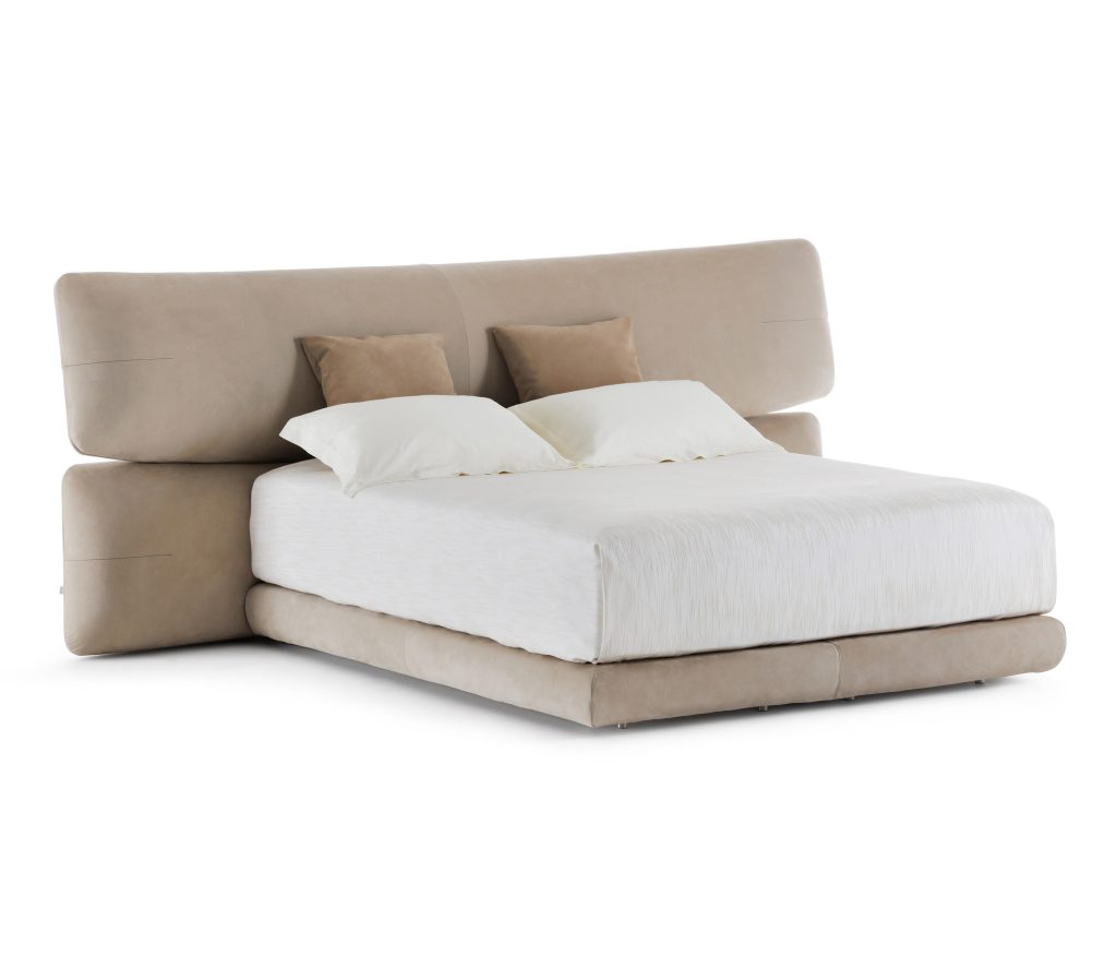 Yuna Bed by Carlo Colombo for Flou